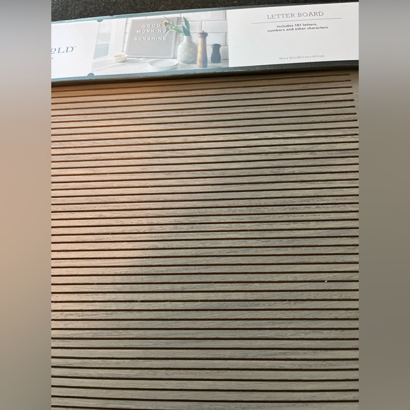 Letter board with wood look nwt - Picture 6 of 7